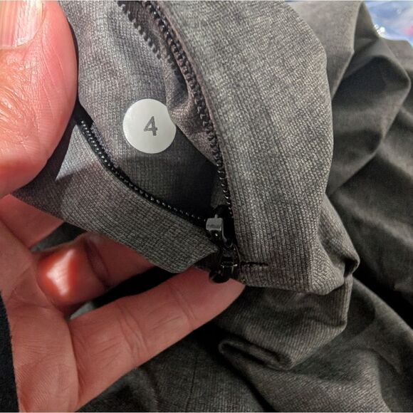 Lululemon The Drizz Running Jacket (reflective/water resistant) - Picture 7 of 7